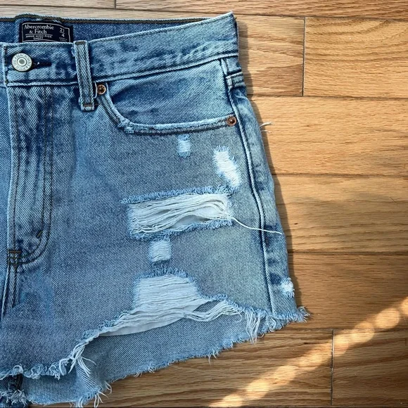 Abercrombie & Fitch Jean Shorts - Picture 4 of 4